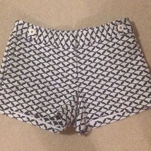 Vineyard Vines size 6